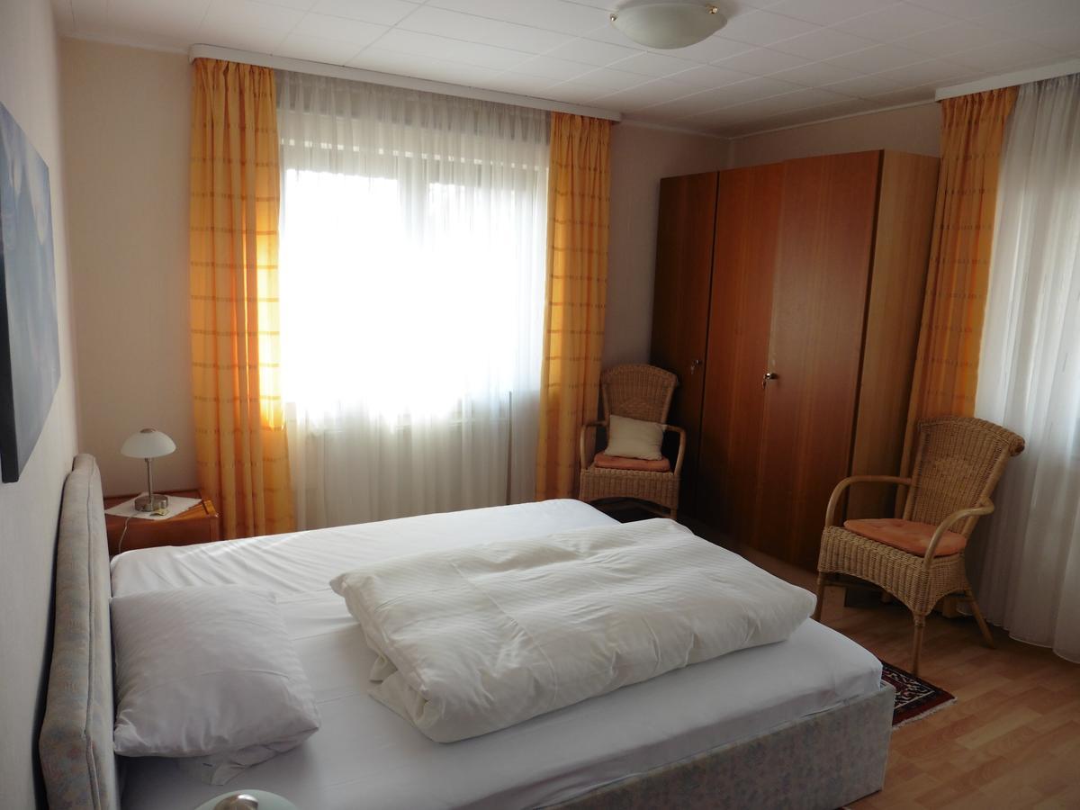 Gasthof Rockensuess Schwalmstadt Phòng bức ảnh