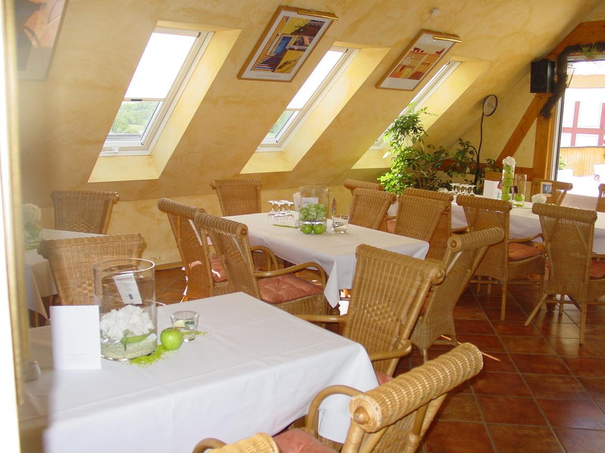 Gasthof Rockensuess Schwalmstadt Ngoại thất bức ảnh